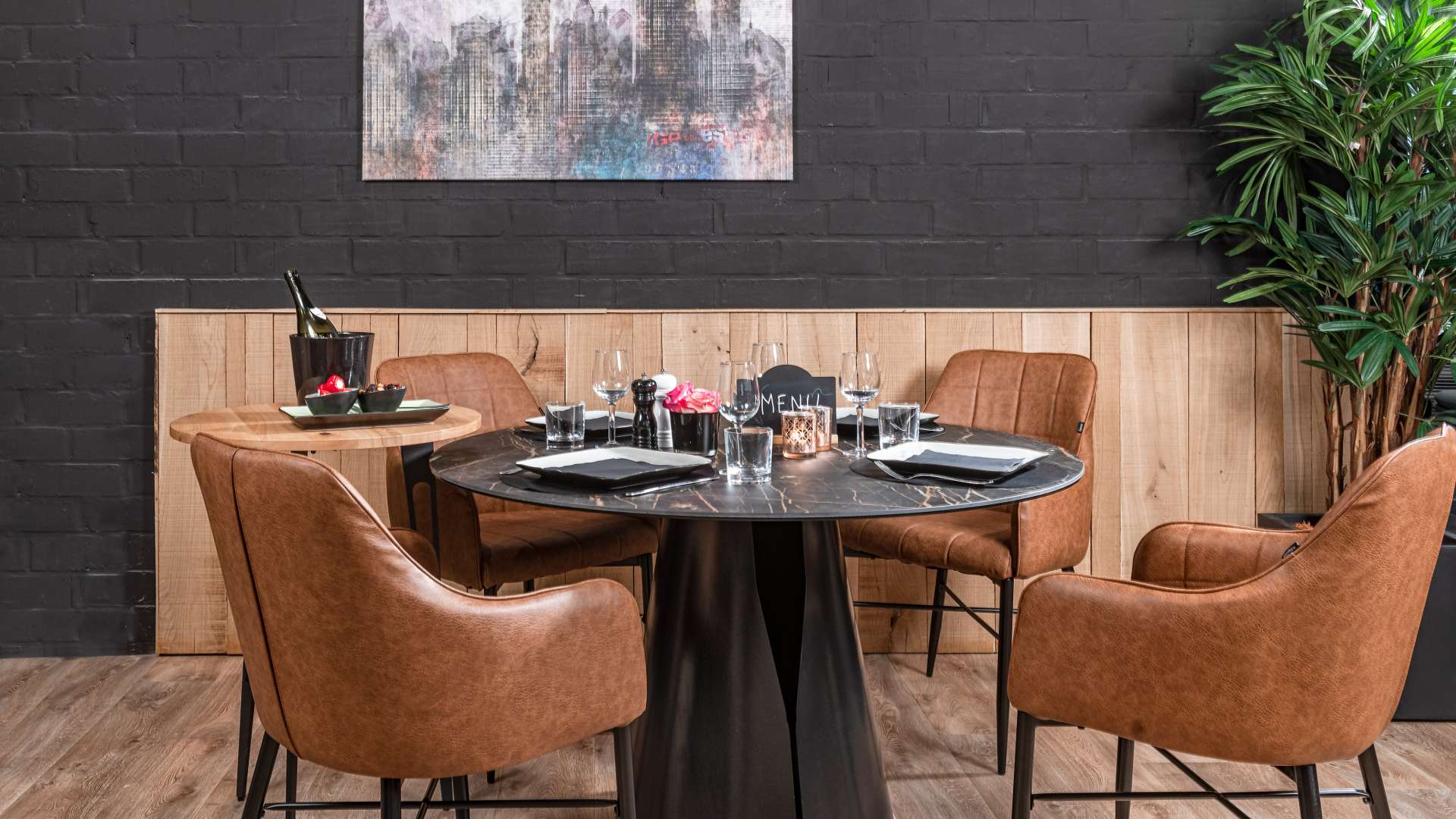 Интерьер с краской HYGGE Paint